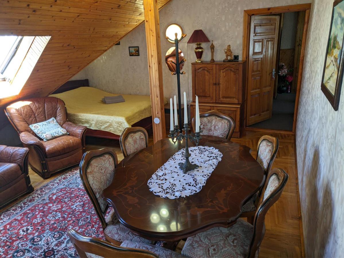 Guest House Nika - Cottages And Rooms In The Heart Of Palanga City Center Quarto foto