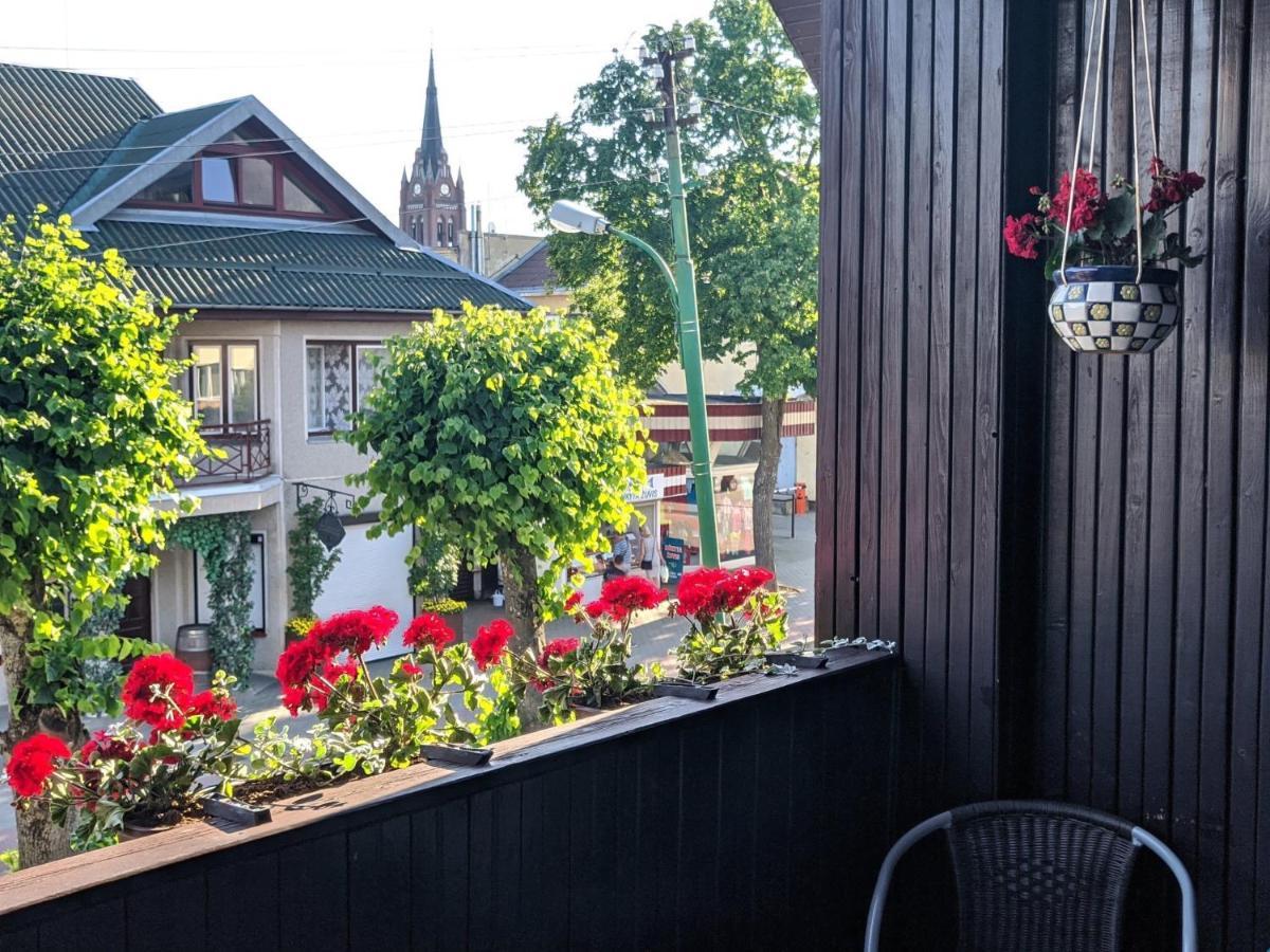 Guest House Nika - Cottages And Rooms In The Heart Of Palanga City Center Exterior foto